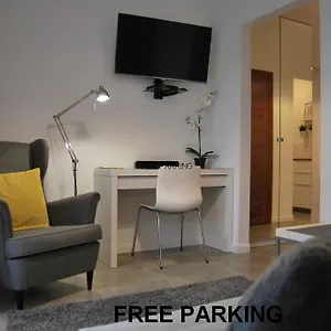 Апартаменты Magnolia Centrum Studio-free Parking, Вроцлав