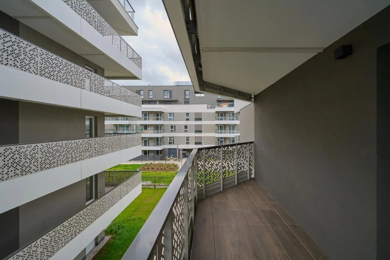 Apartment With 2 Bedrooms & Parking Wroclaw By Noclegi Renters 0*,