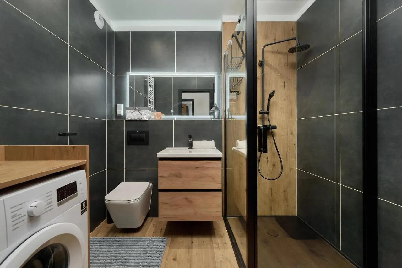 Apartment With 2 Bedrooms & Parking Wroclaw By Noclegi Renters
